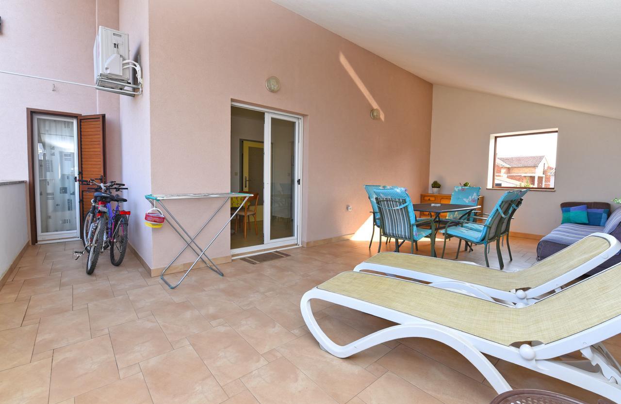 Apartment Monfiorenzo 1551 Ровінь Екстер'єр фото