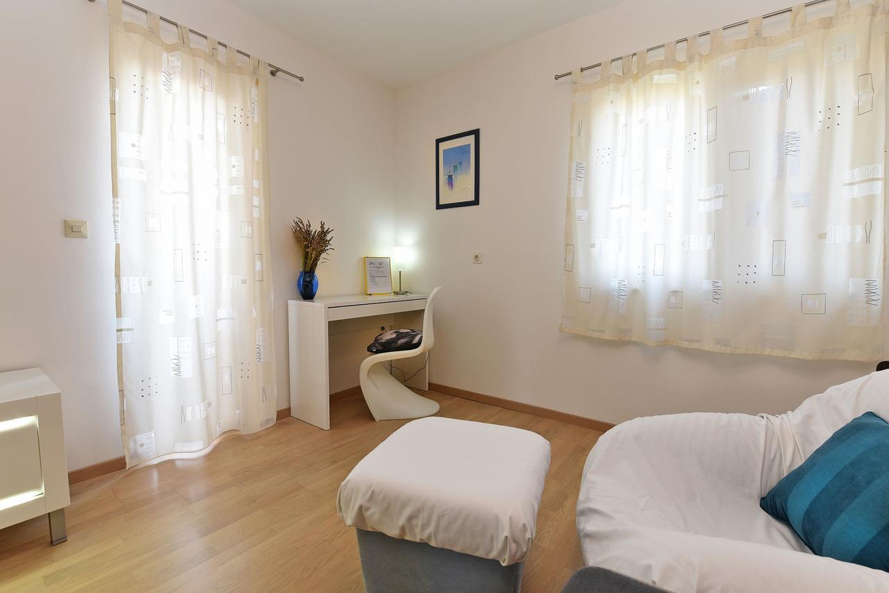 Apartment Monfiorenzo 1551 Ровінь Екстер'єр фото