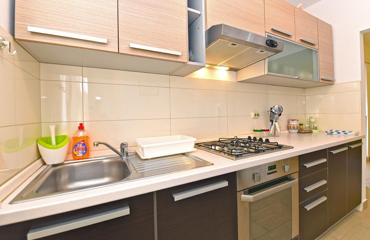 Apartment Monfiorenzo 1551 Ровінь Екстер'єр фото