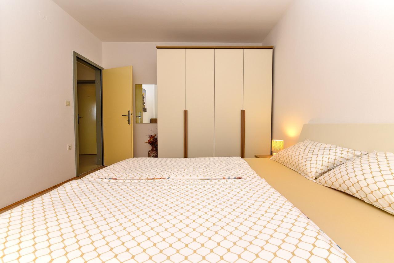 Apartment Monfiorenzo 1551 Ровінь Екстер'єр фото