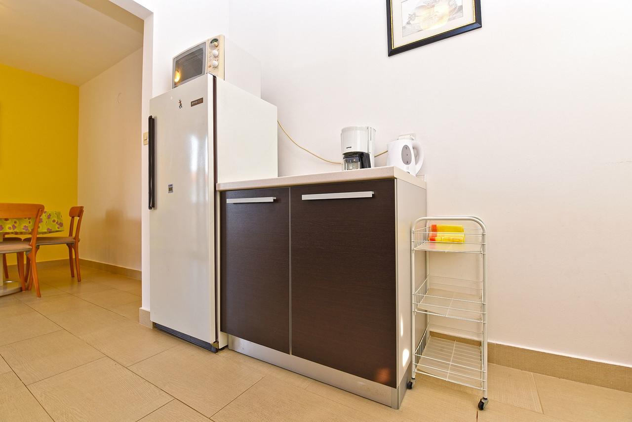 Apartment Monfiorenzo 1551 Ровінь Екстер'єр фото