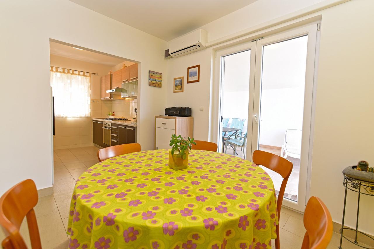 Apartment Monfiorenzo 1551 Ровінь Екстер'єр фото